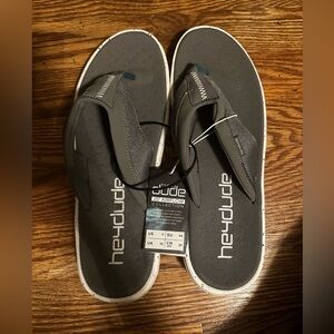 Hey dude flip flops size 11
